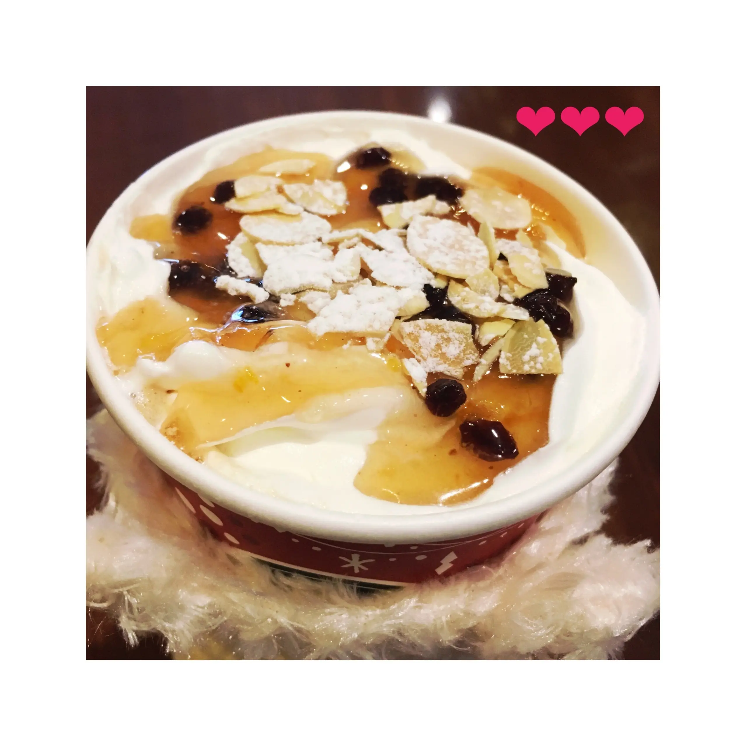 《本日11/29〜のシーズナルdrink★》【TULLY'S】の〝ふわもこ〟ベアスリーブが可愛すぎる❤️シュトーレンラテが登場!_2