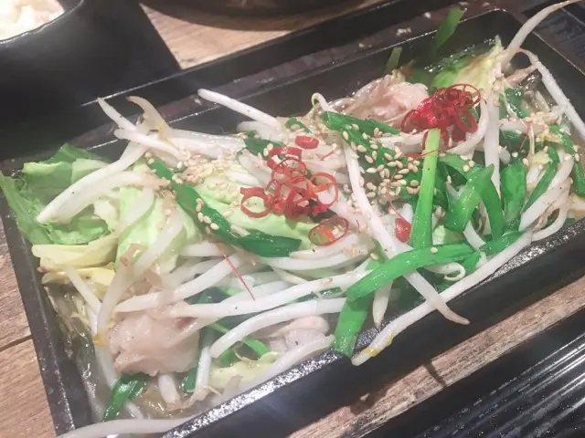 【ぶあいそ本店】でモツ鍋とモツ鉄板焼!!!年末年始の寒波に立ち向かう!!_1