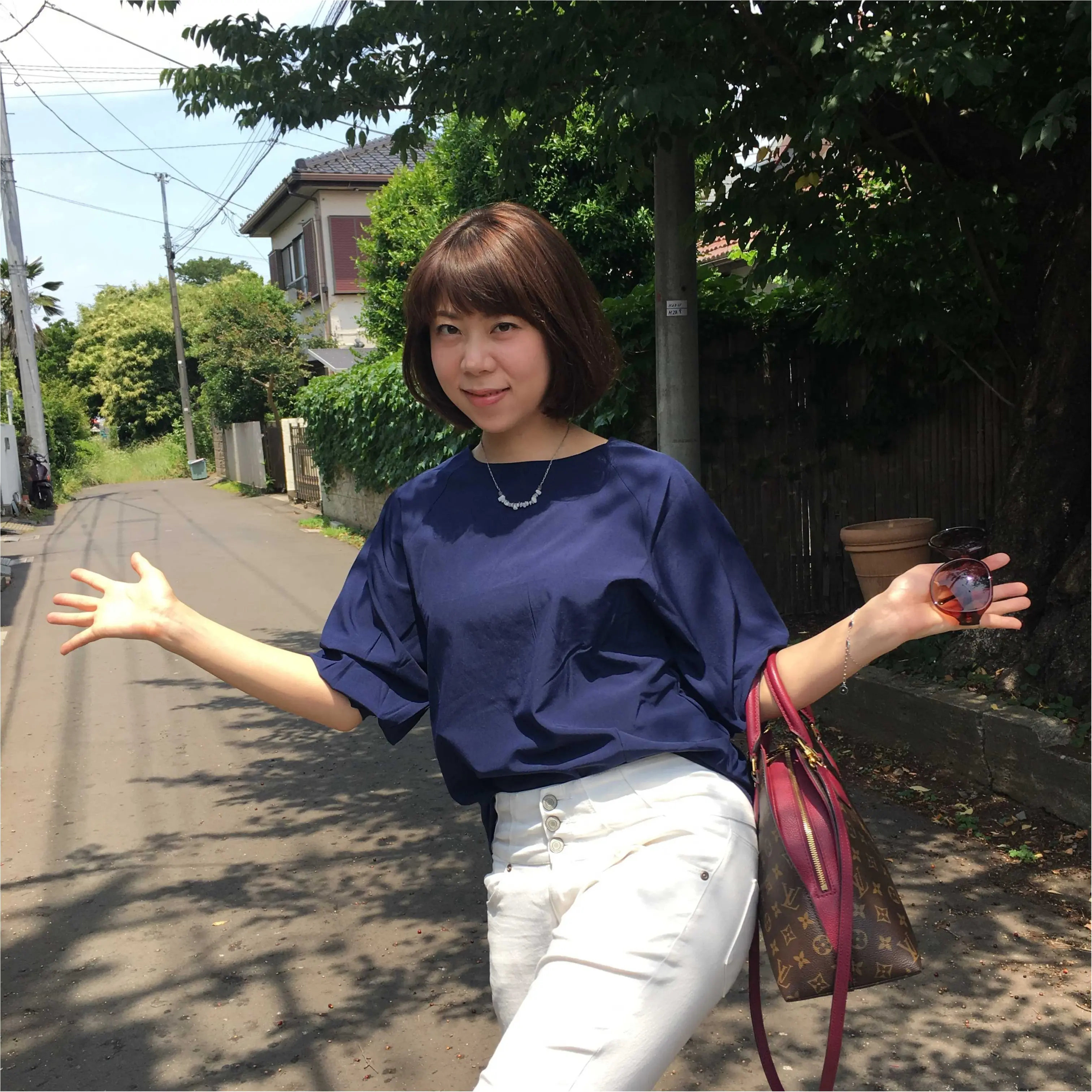 ✳︎休日コーデ✳︎白パンツ×シャツ_1