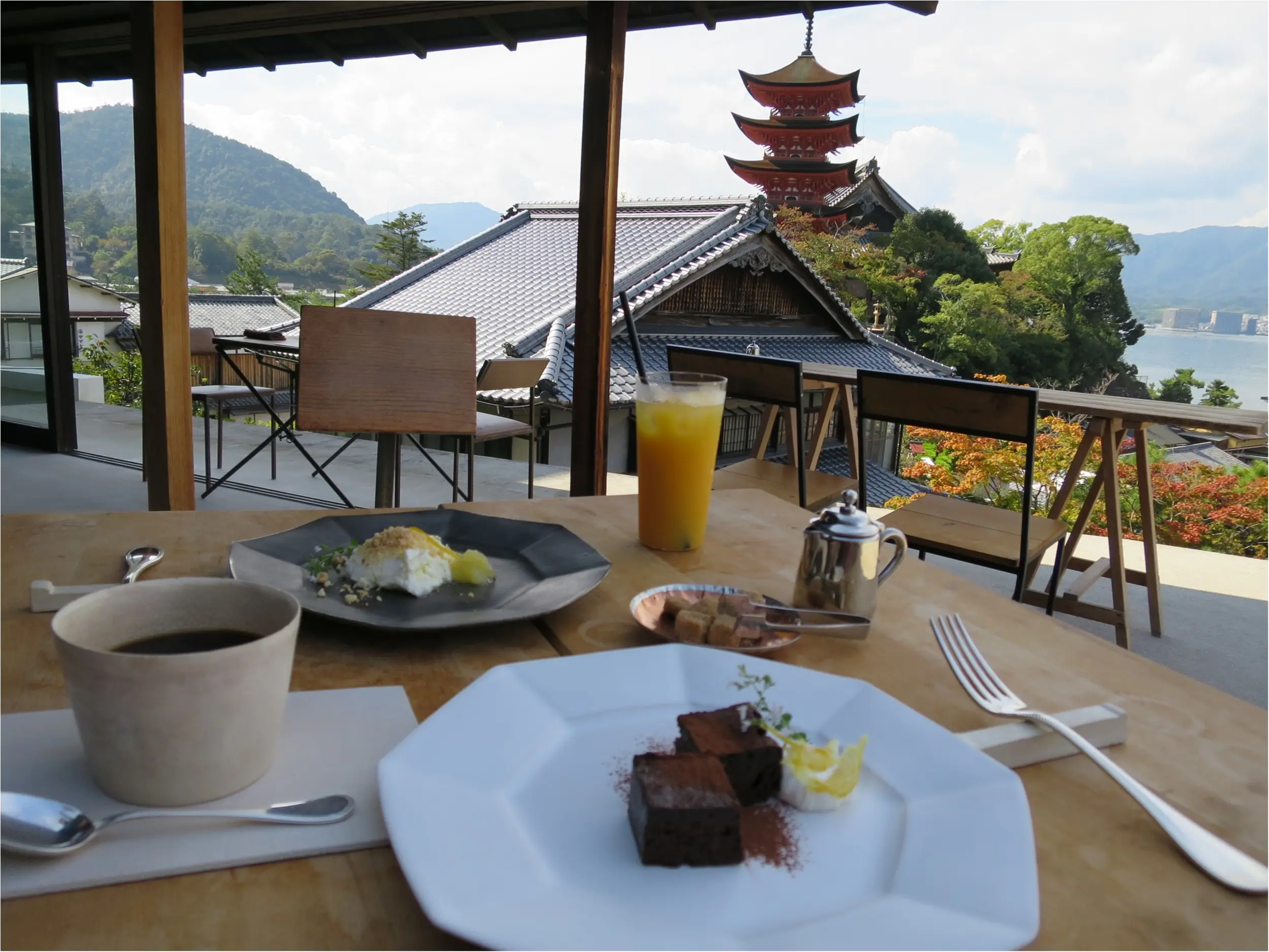 《 宮島 》丘の上にある絶景カフェでまったり♡_8