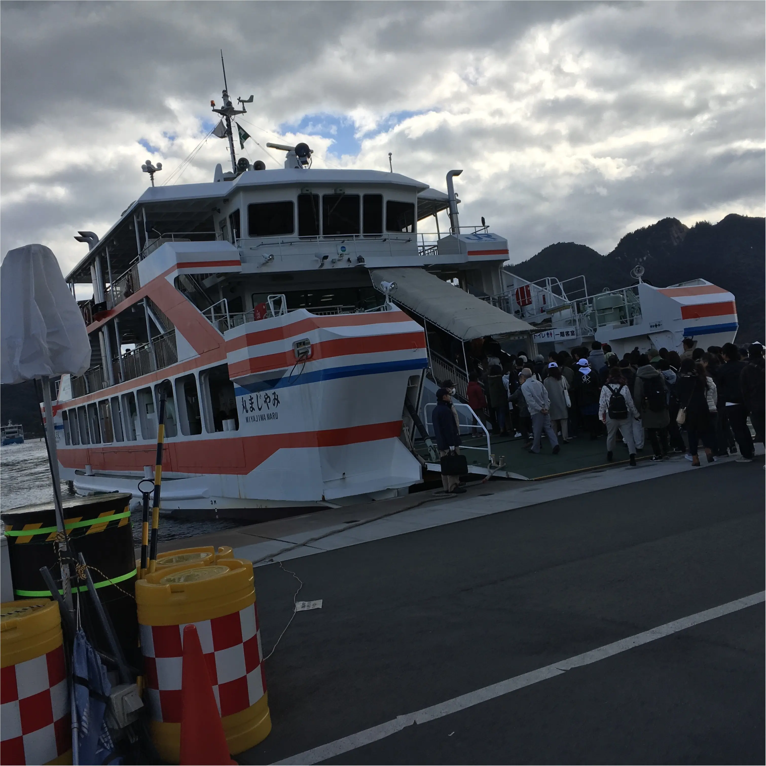 BUMPライブ前の宮島観光!_1