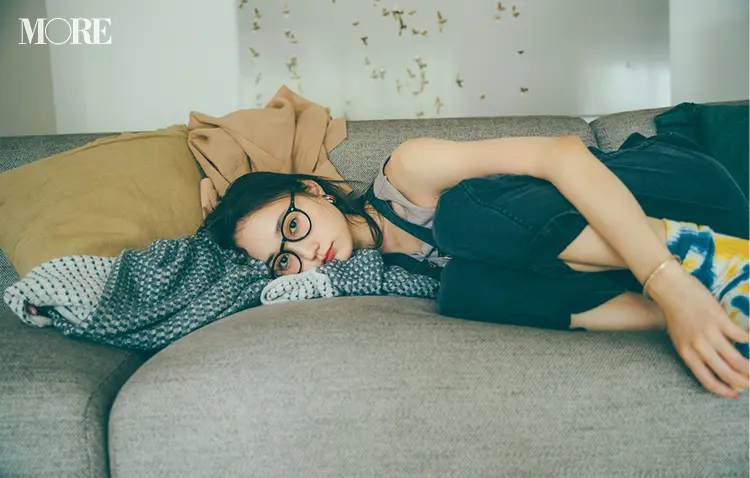 “あざと可愛いおうちコーデ”は、サロペットで作れるっ♡ 女っぽく着るために合わせるべきインナーは?_3