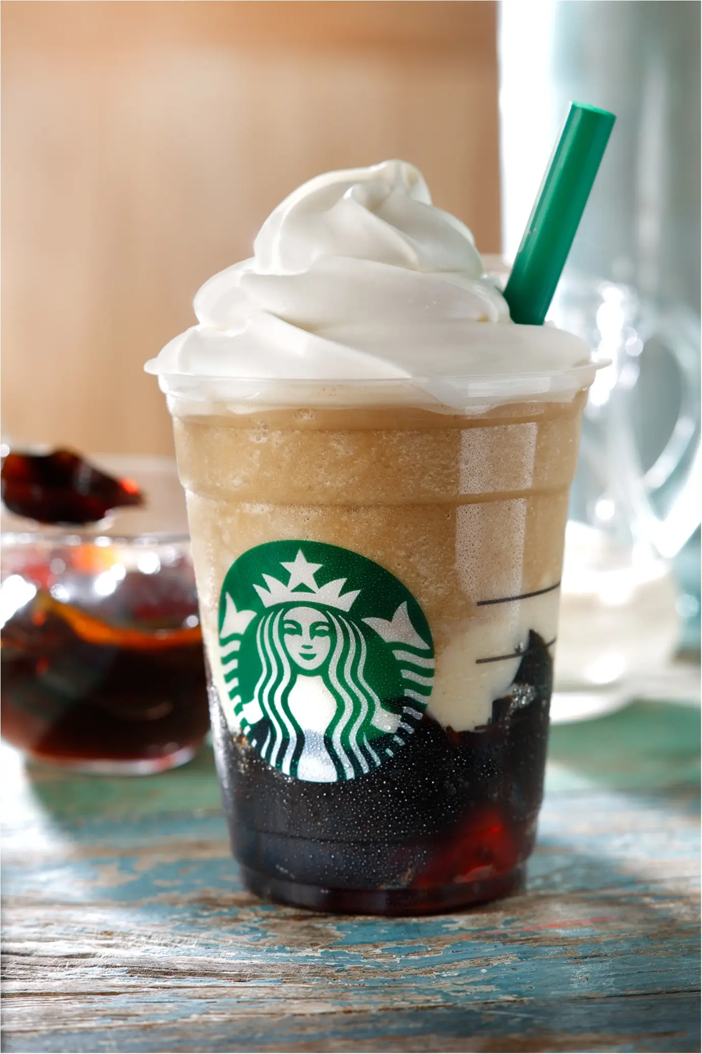 コーヒーがほろ苦クリーミー♡ 『スターバックス』の新作フラペチーノをチェック!_1