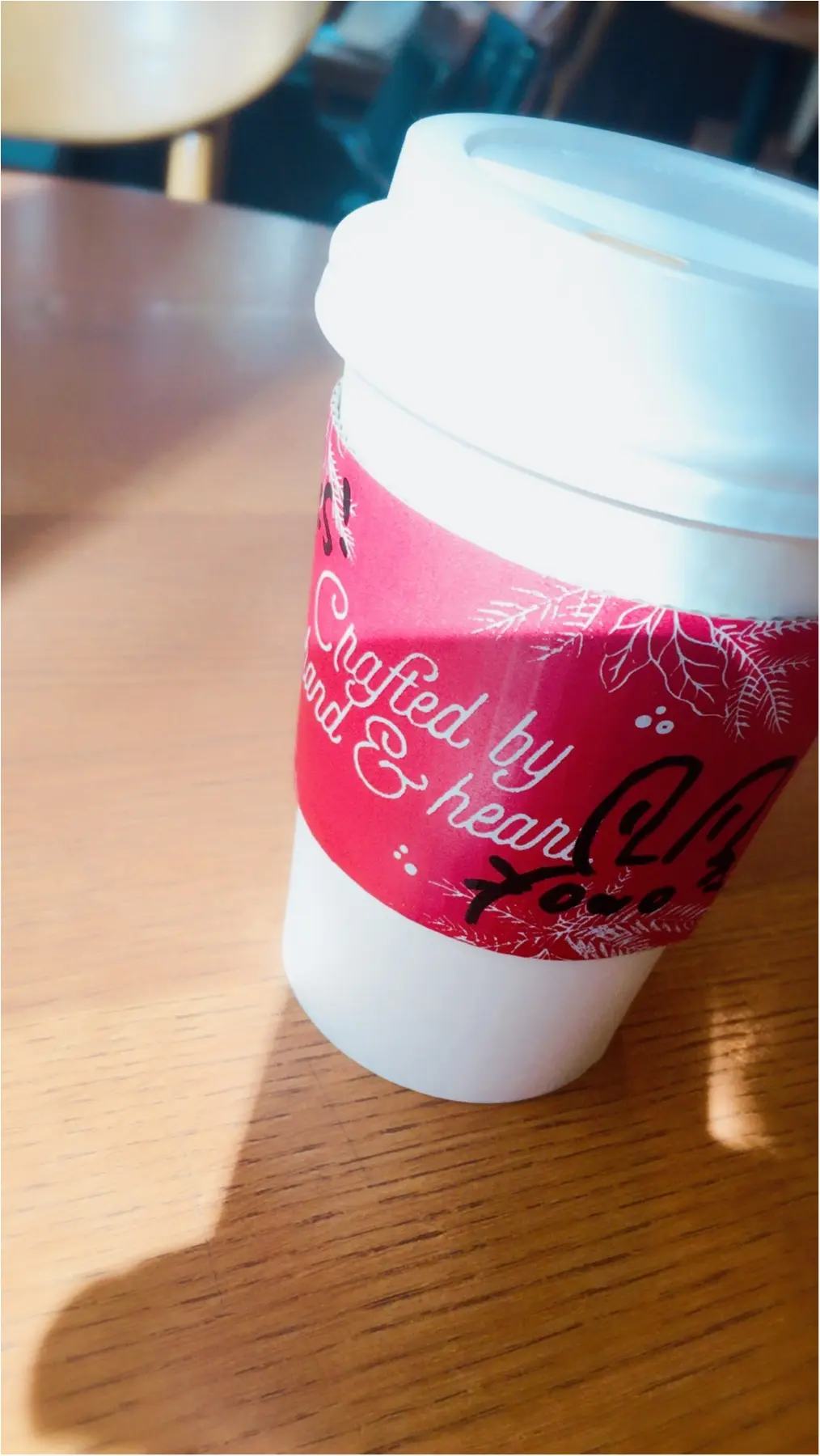 クリスマス気分なスタバ新作ラテ(๑˃̵ᴗ˂̵)♩_1