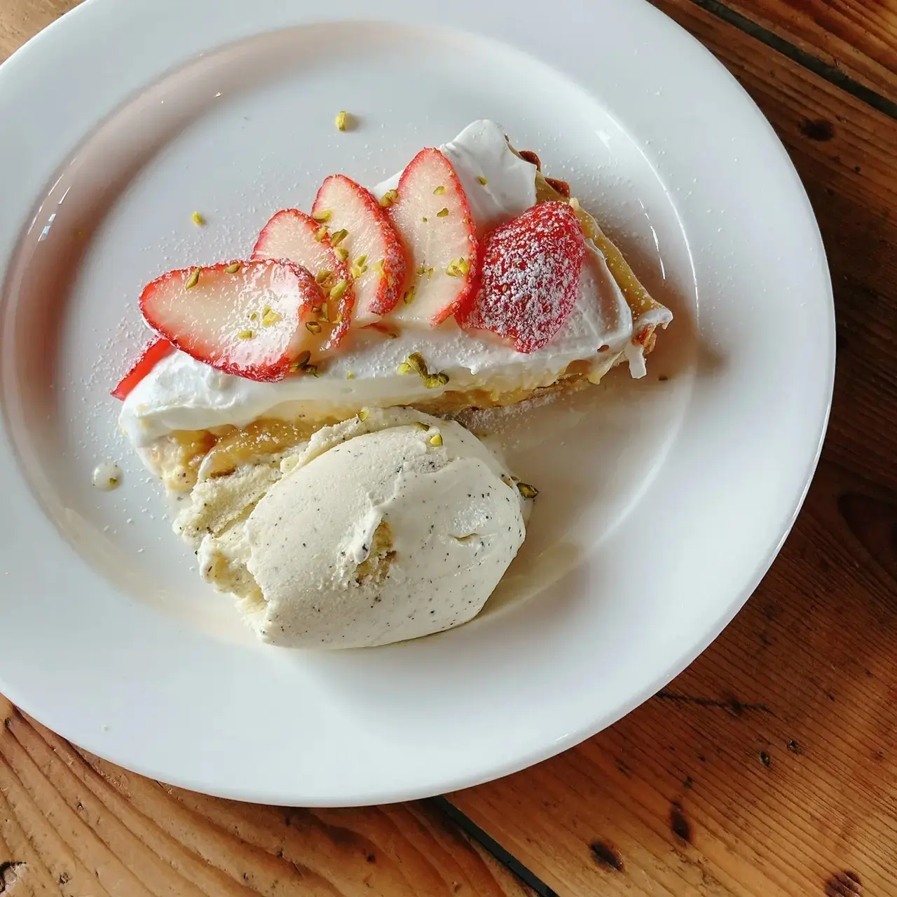 『sun.days.food（サン デイズ フード）』のケーキ