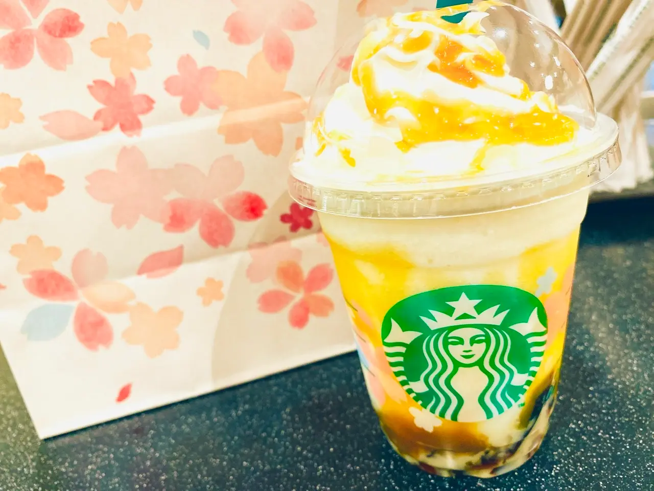 【スタバ新作】最高のコラボ!《バタースコッチ コーヒー ジェリーフラペチーノ》は甘党女子必見♡_2