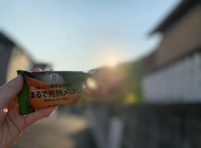 6/8発売【新商品】セブンの「まるで完熟メロン」におもわずツッコミ、まるで完熟メロン!_8