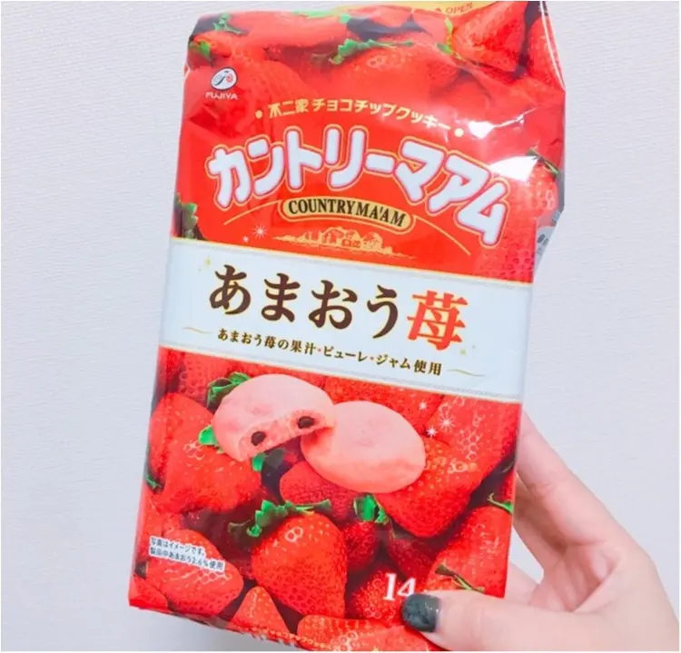 《ぜひ買っていただきたい一品♡》毎年この時期を楽しみにしている季節限定のカントリーマアムのあまおう苺味♡_1