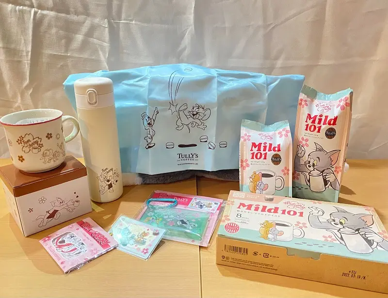 【タリーズ】トムジェリコラボ、新作グッズ第一弾実物全種類が並んでいる様子