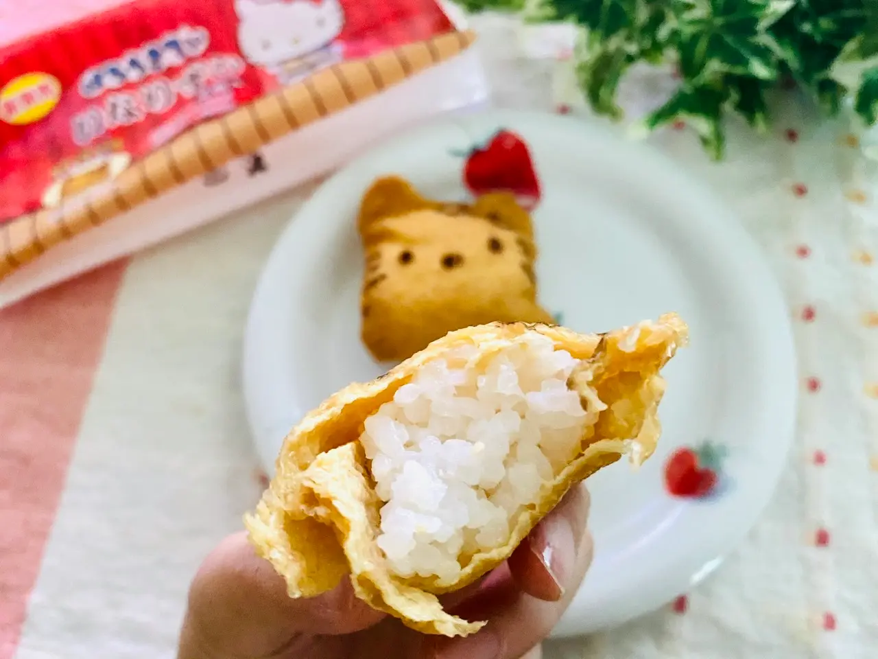 【ローソン限定】可愛すぎ!《キティちゃんのいなりずし》が数量限定で新登場♡_3