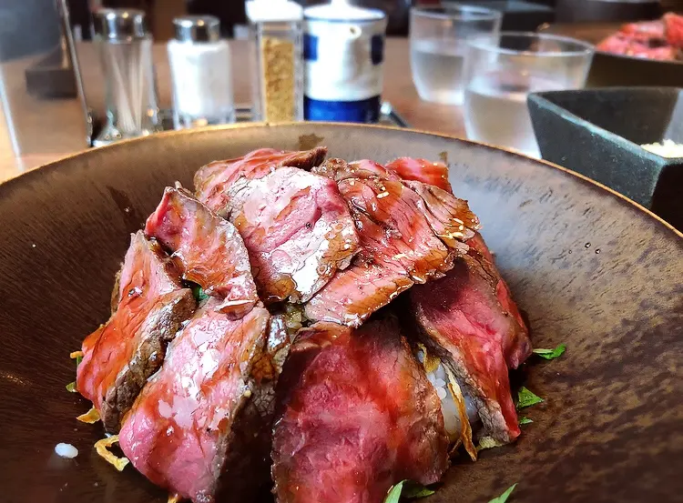 【#静岡】地元民の超人気店!カフェのようなおしゃれな空間でこだわりのお肉を♡お手頃価格で掛川牛をいただける「はしばみ」_7