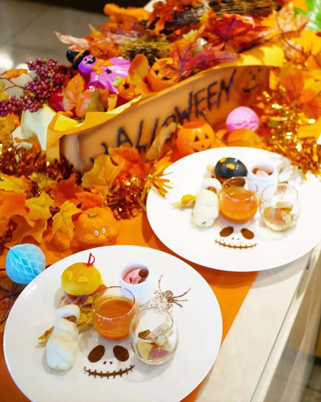 Premiumインフルエンサーズのインスタ拝見! 折田楓さんは、「神戸ポートピアホテル」のハロウィンスイーツオーダーブッフェをおすすめ♡_1