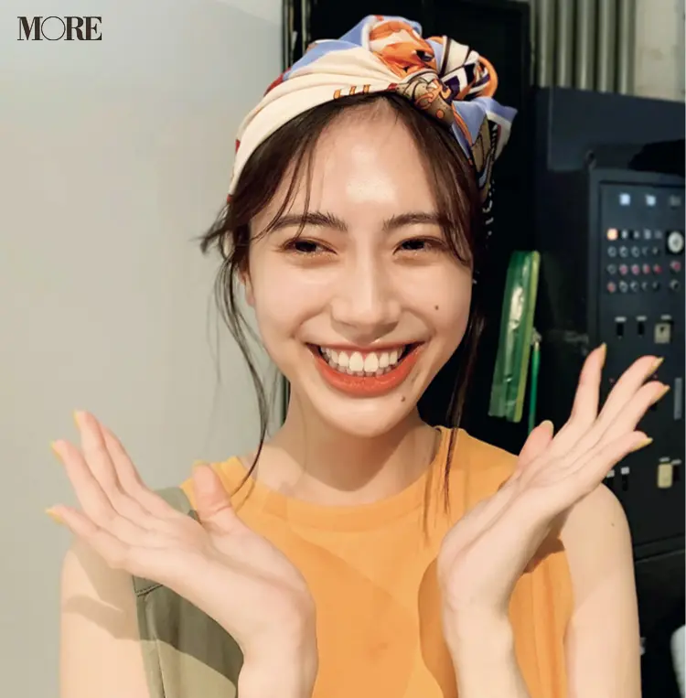 MORE8月号、土屋巴瑞季のオフショット