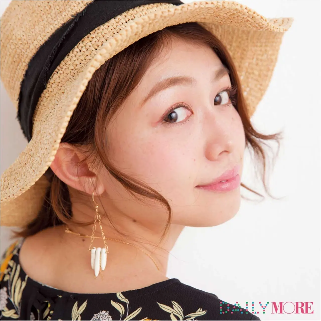 木野園子&村田倫子の「帽子の日ヘア&メイク」講座ーストローハット編ー【女子トモBEAUTY】_2