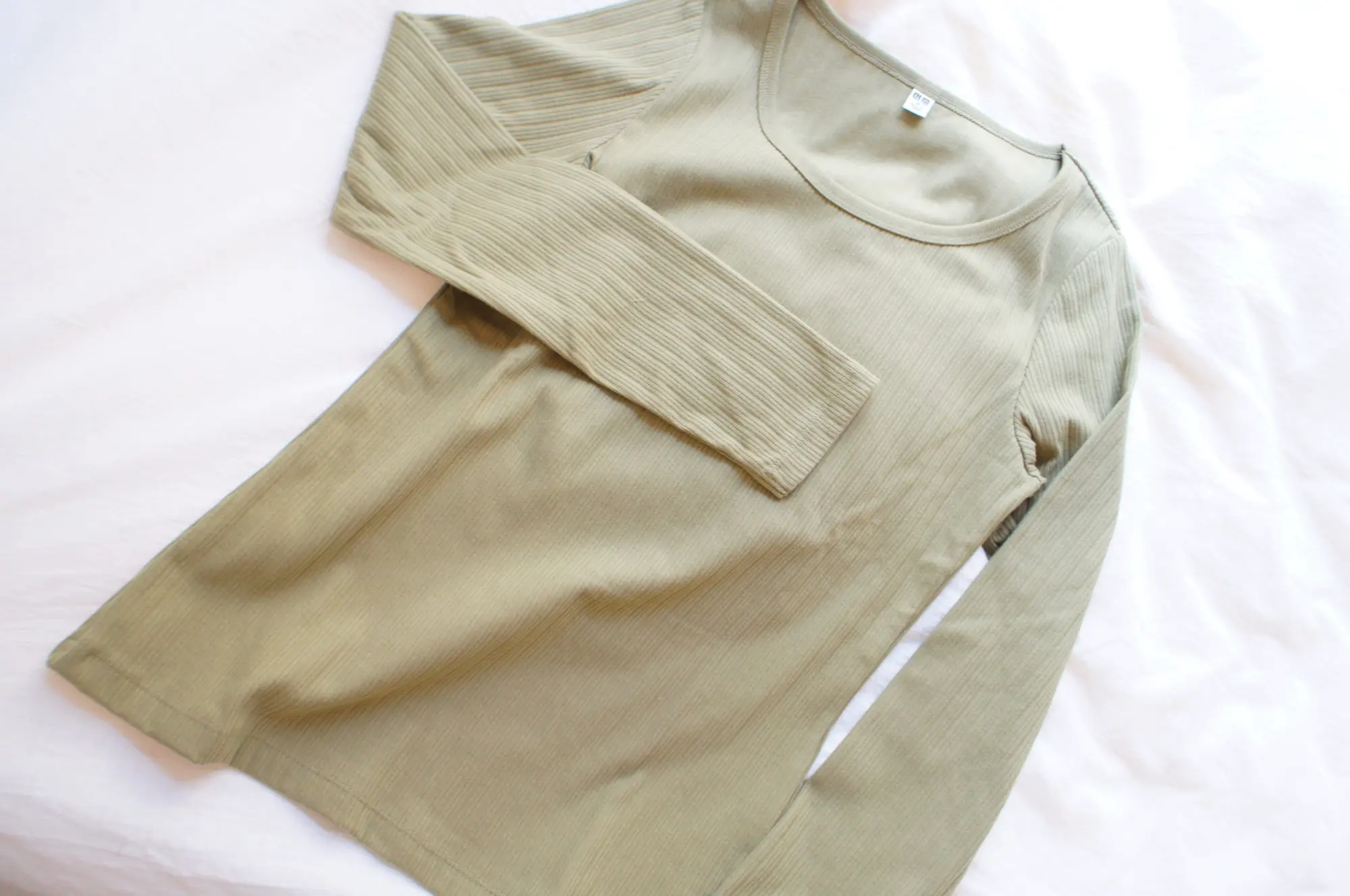 《まさかの¥500+税❤️》【UNIQLO】値下げアイテムで見つけた細見えトップス☻_2