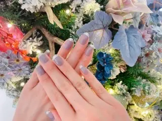 ホリデーシーズンにぴったりのシンプルネイル♡♡_1