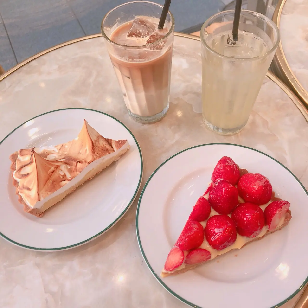 大阪のパリで名物レモンタルトを♡都会の中でもフランスの気分が楽しめるお店♡_1