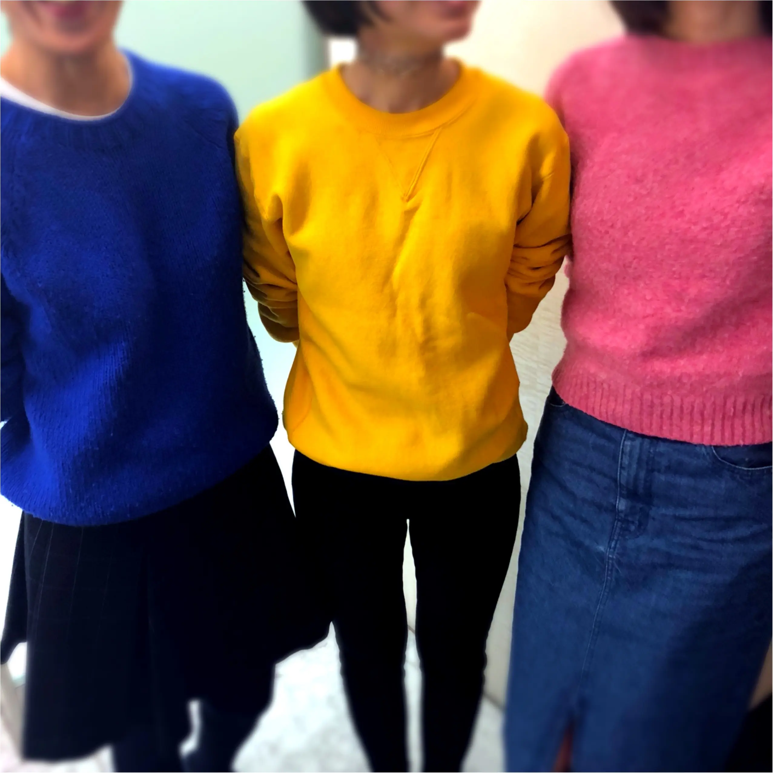 【コレ買っちゃいました!】まるで信号? 冬の色トップス3人組_1