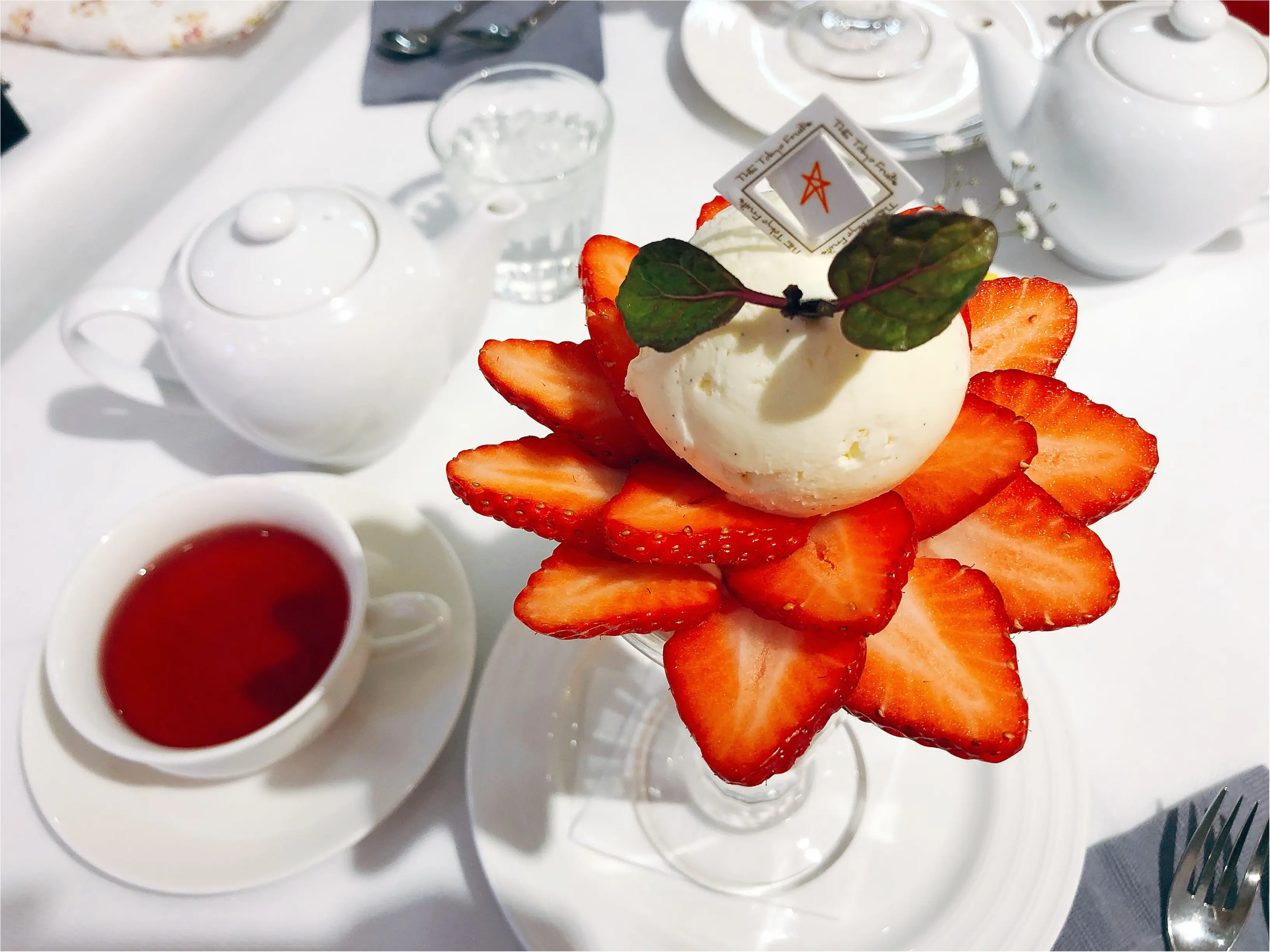 【いちごスイーツ】どこから撮ってもフォトジェニックな『自由が丘・THE Tokyo Fruits』の絶品いちごパフェ!!_2