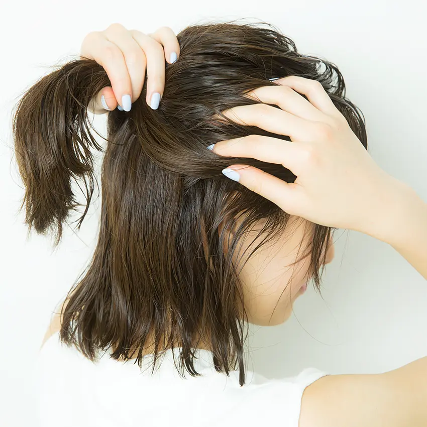 次くるヘアアレンジ5つのHOT TIPS♡『女っぽだんごは後れ毛で彩る♡』_4