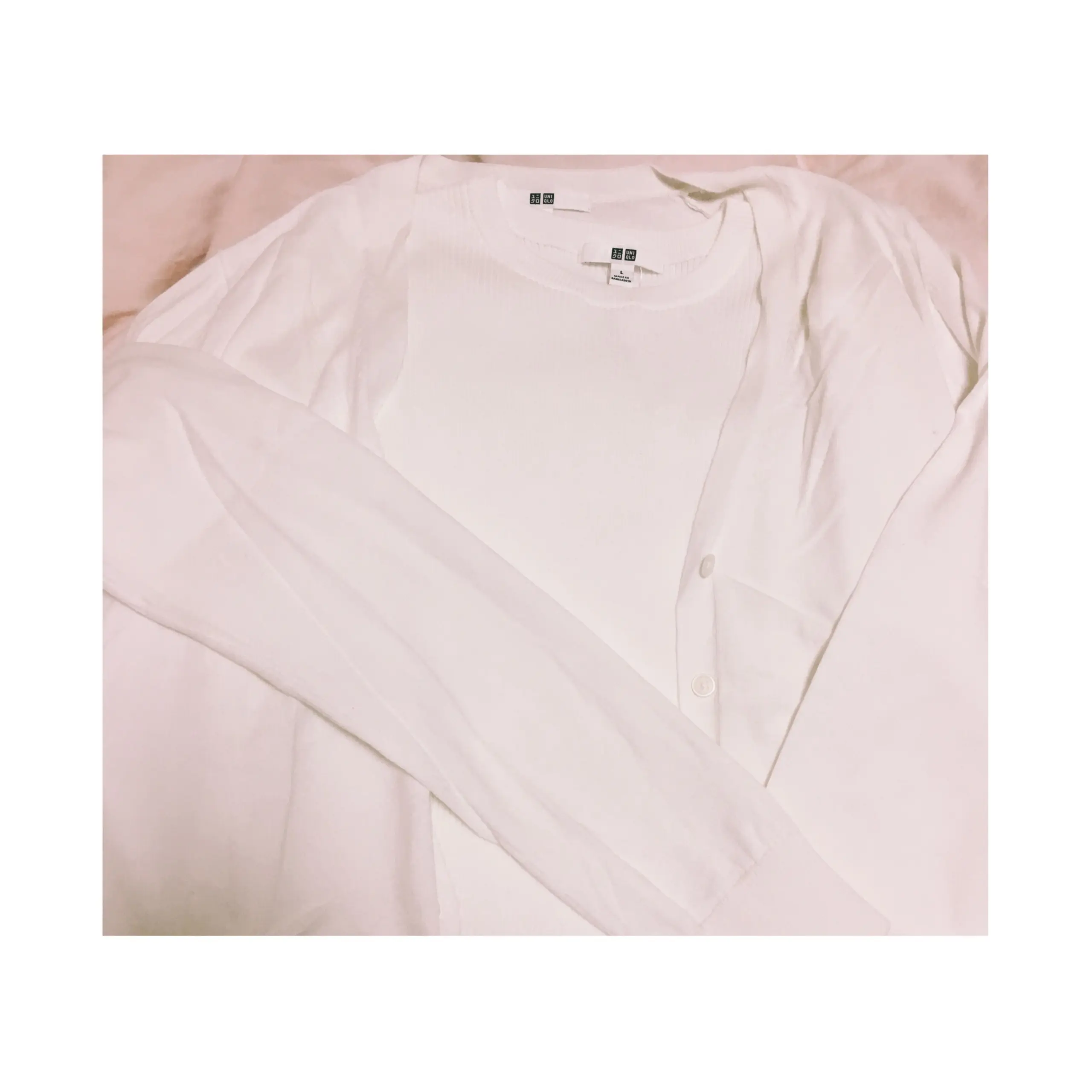 《今買って春夏ずーっと使える!》思わずイロチ買い★【UNIQLO】のUVカットリブクルーネックセーター¥1,990は今季マストハブです❤️_6