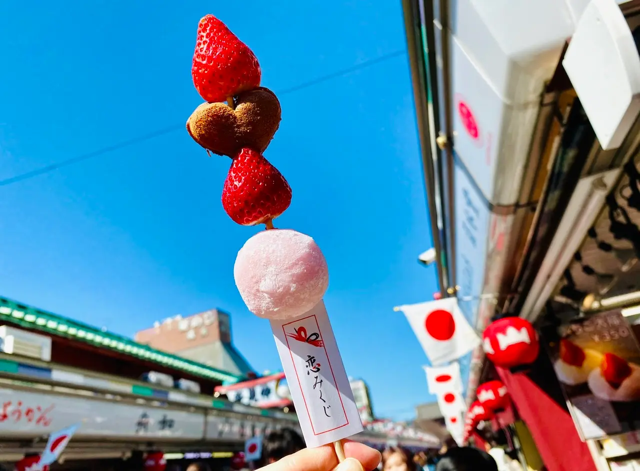 【菊水堂】浅草に行くなら外せない!恋みくじ付き★《いちごカステラ串》が可愛いすぎ♡_6