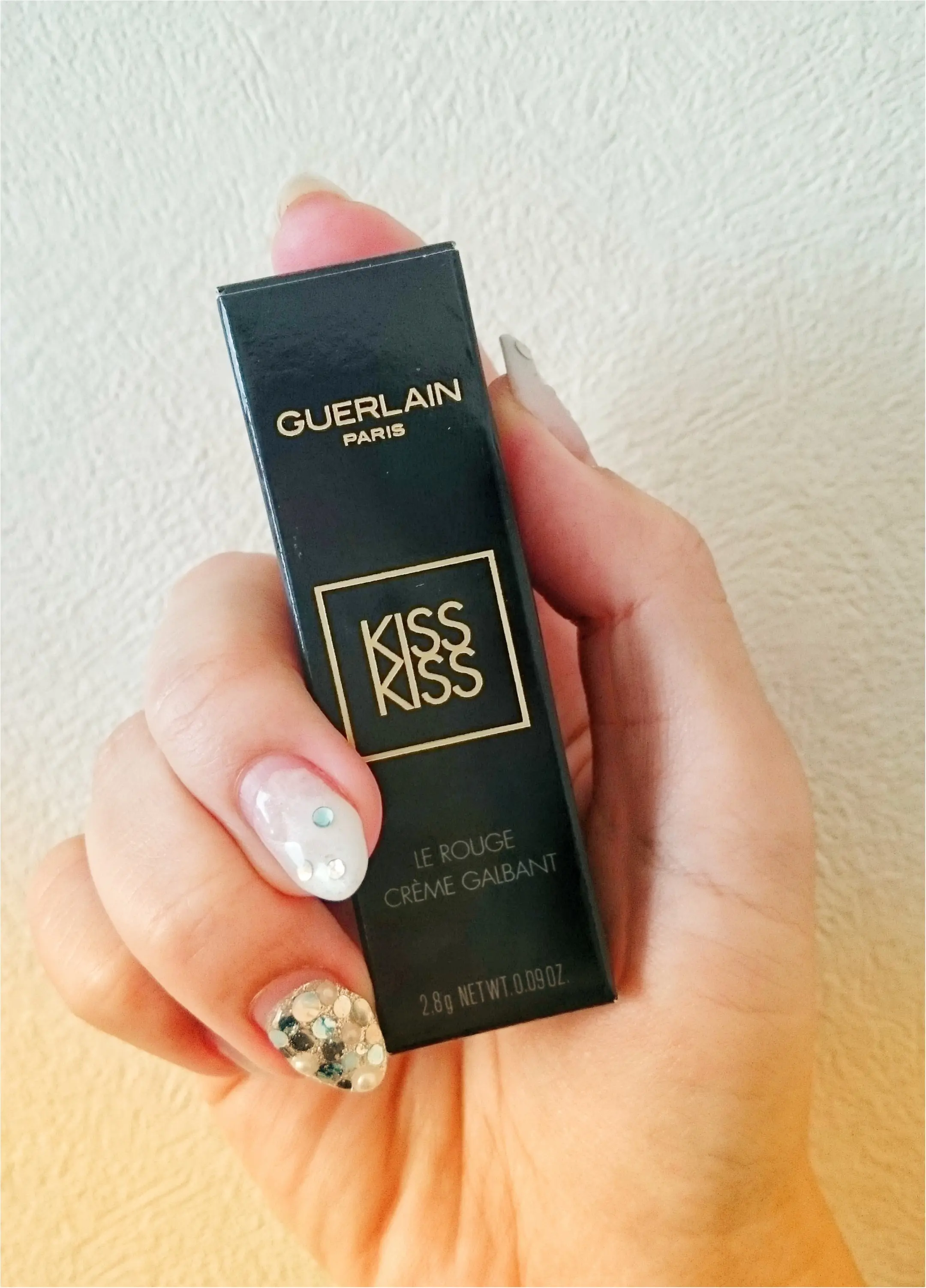 【持っているだけで目が♡に...】ゲランの名品リップ限定verが可愛すぎる♡_1