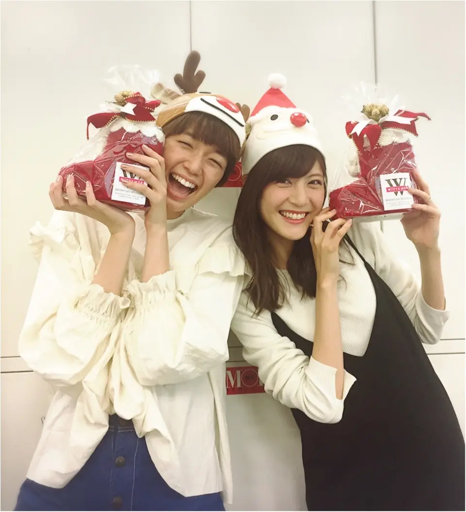 佐藤ありさ&佐藤栞里 サンタとトナカイが編集部にやってきた!_1