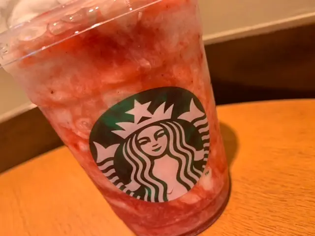 【待望!スタバの新作!!】飲んでみた♡_2