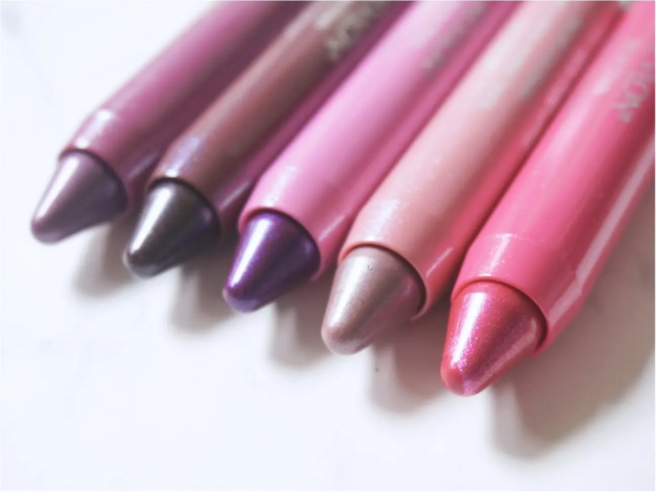 《プチプラコスメマニアがおすすめする!》絶対使える秋の新作コスメ-REVLON編-_2