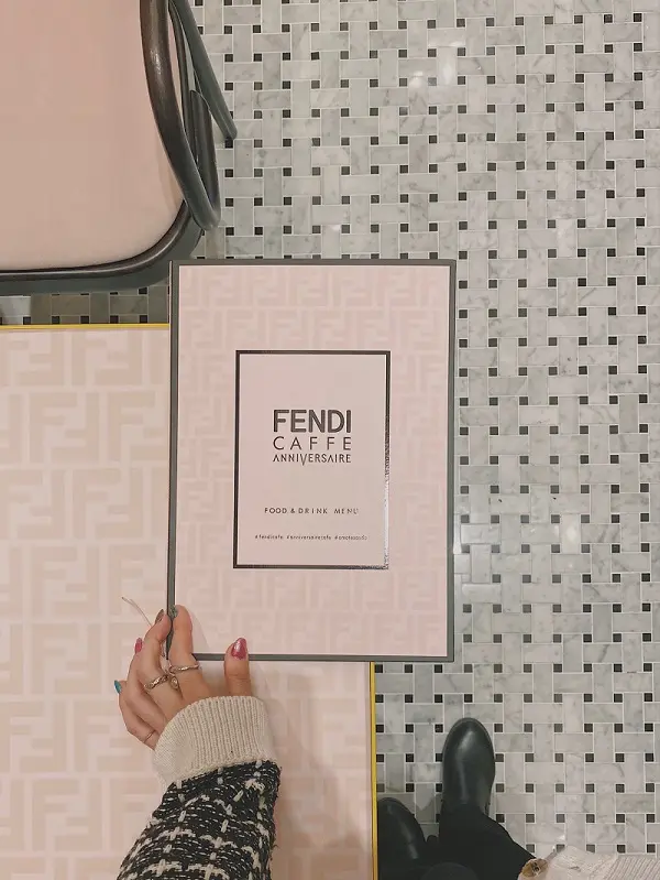 フェンディ のカフェ Fendi Caffe By Anniversaire が表参道に期間限定でオープン中 グルメ Daily More