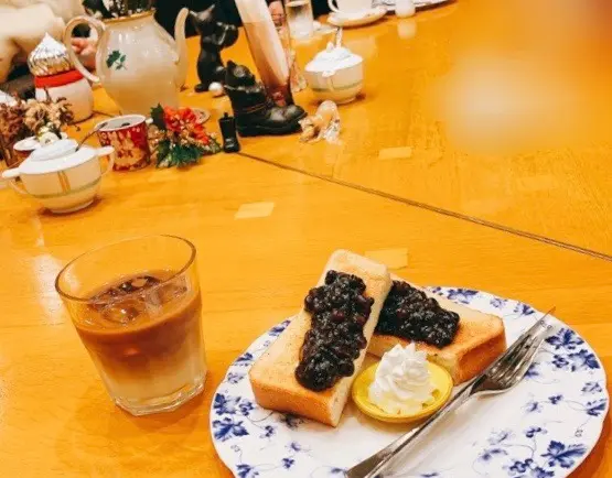 【みおしー遠征ログ❤︎名古屋】小倉トーストを食べるならオシャレで話題の「長靴と猫」へ♡_2