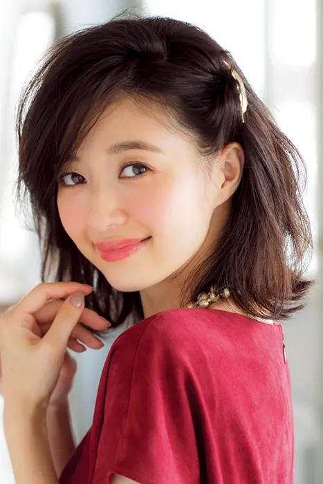 おしゃれ女子の新常識!結婚パーティー向け「ささっとひとつ結びアレンジ」【ボブ編】_1