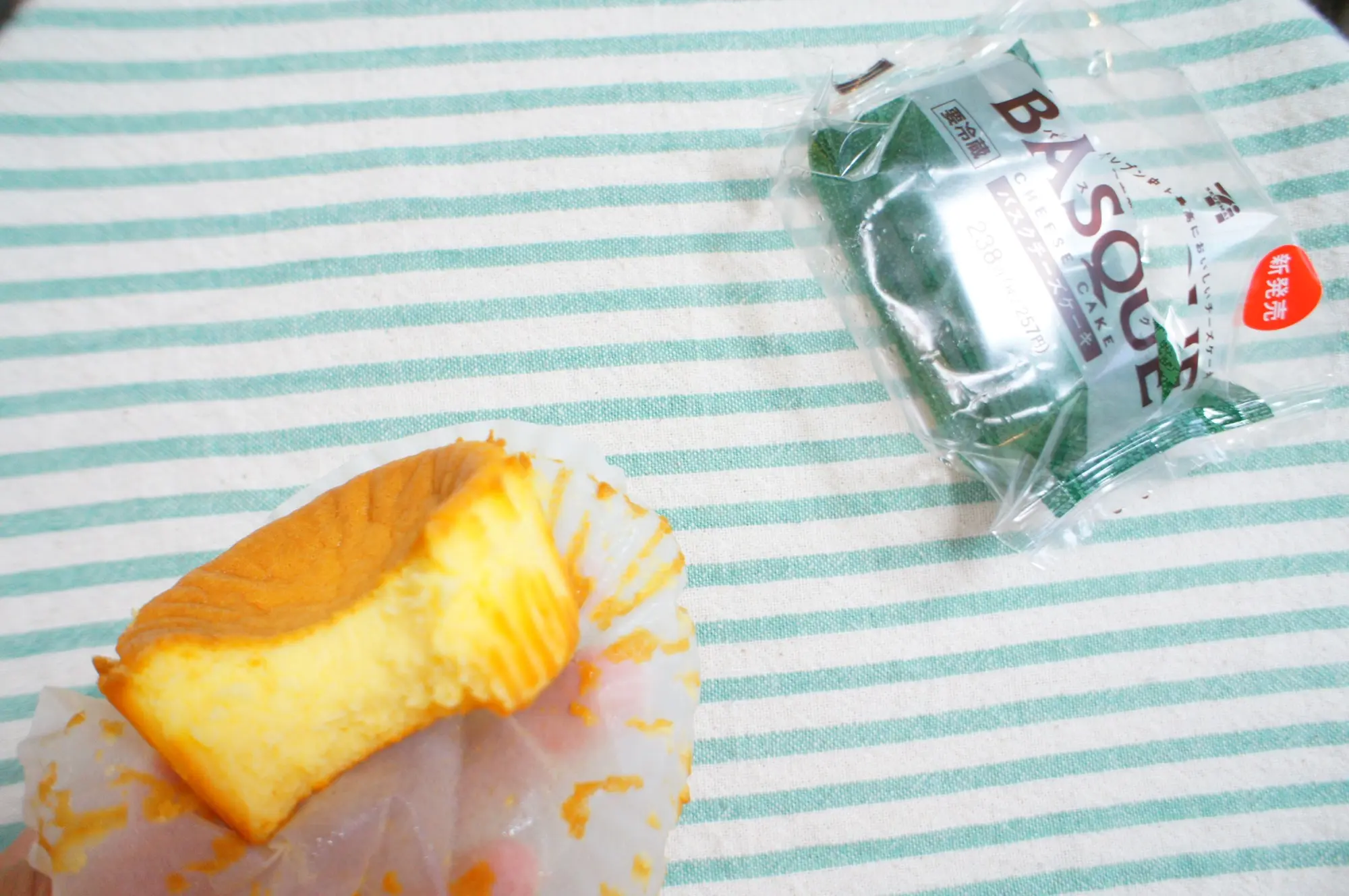 《ついにセブン-イレブンにも登場❤️》【バスクチーズケーキ】を買ってみました☻_3