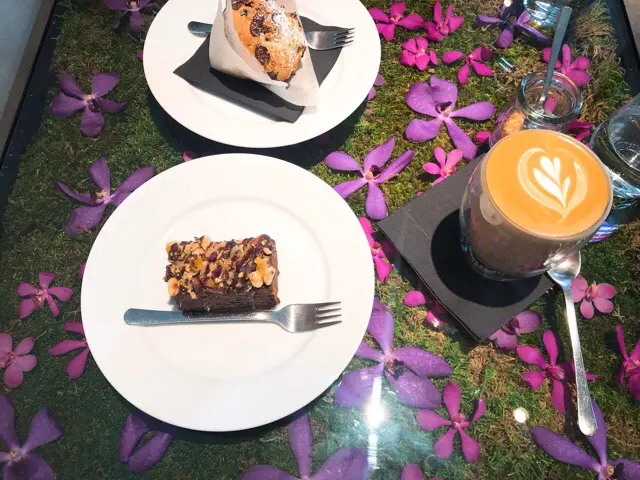 【NomuKobe】お花のテーブルで素敵なカフェを♡♡_6