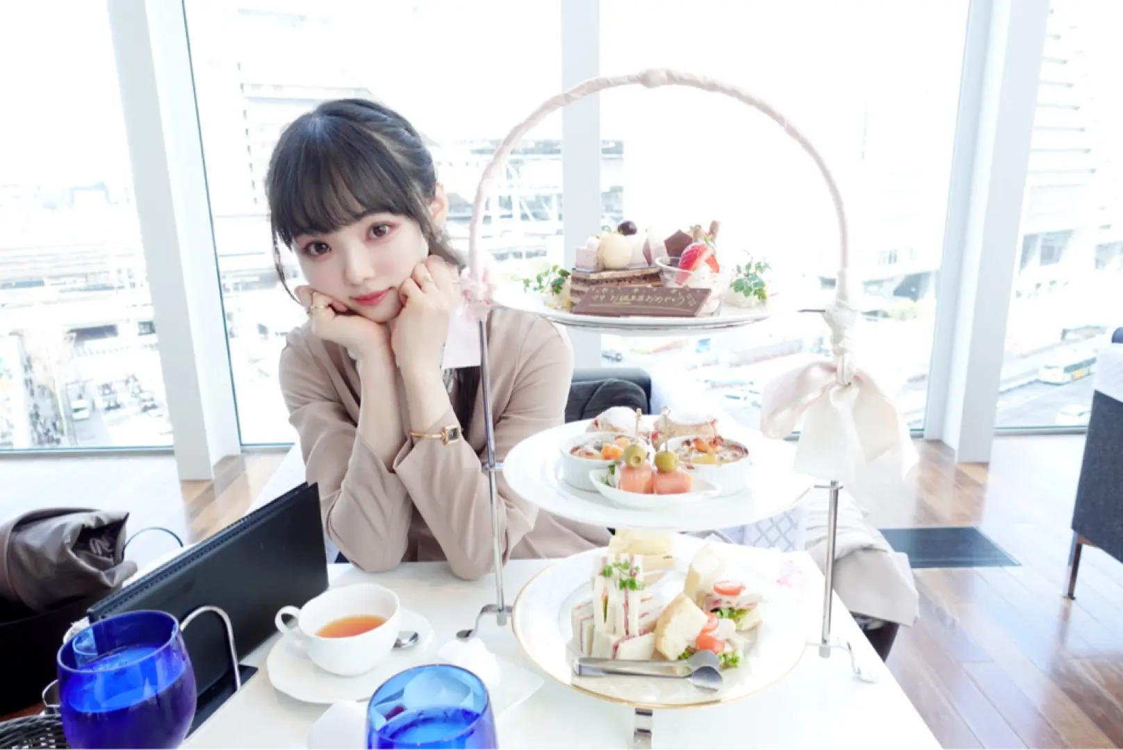 ドラマ半沢直樹のロケ地!?大阪にあるThe Grand Cafeでアフタヌーンティーをしたらとても眺望が良かった!甘いものばかりではないので男性にもおすすめ★_10
