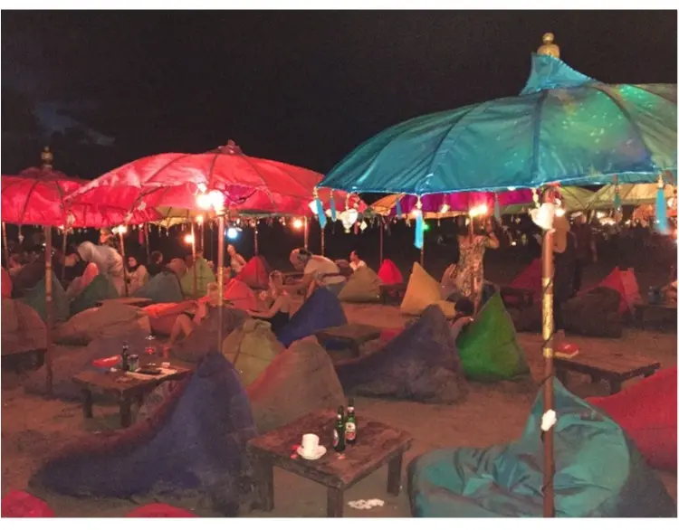 【TRIP】可愛いな♡カラフルソファー×パラソルのBeach cafe“ラプランチャ”って知ってる♡?_6
