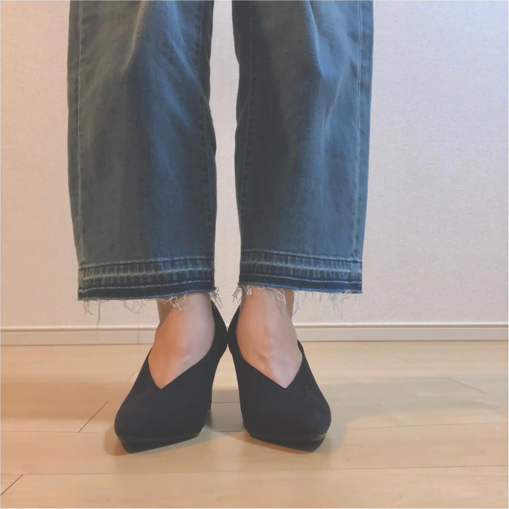 【GU】スタイルアップ◎なVカットパンプスが2490円!大人っぽく着こなしたい時に♡♡_3