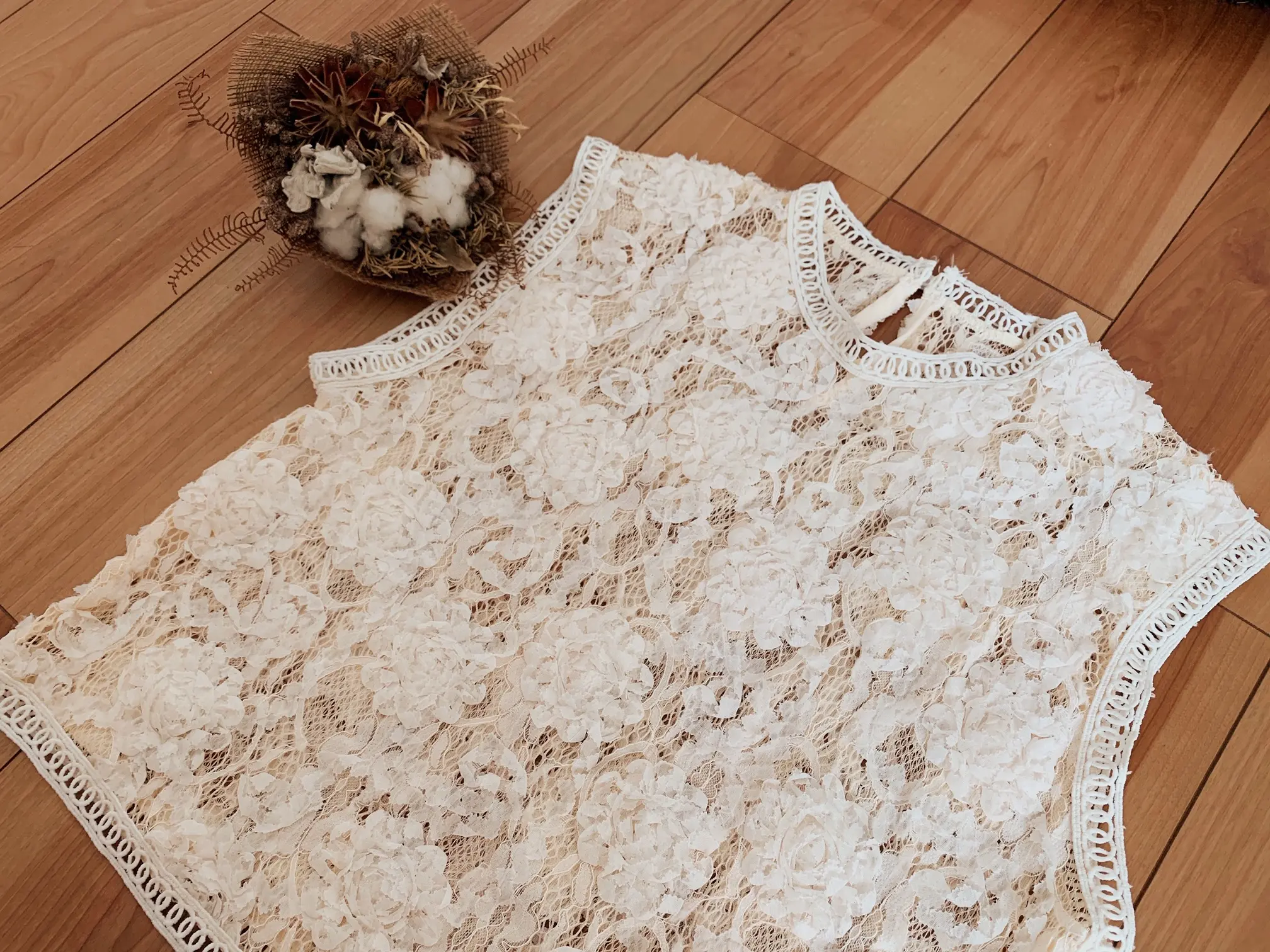 【高見えアイテム】3500円で品よくオンオフ両使いOKなレースブラウス♡_1