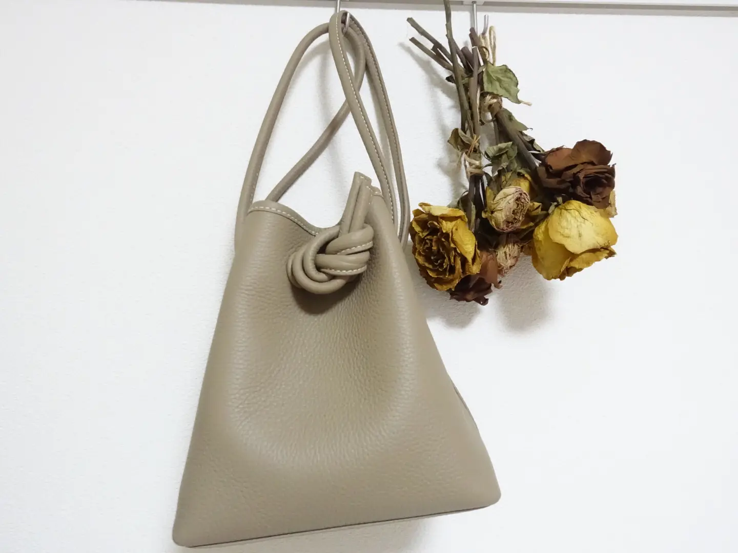 【クリスマスプレゼントに♡】入手困難!《VASIC》BOND MINI LEATHER★再入荷で大人気カラーを買えました♡_1