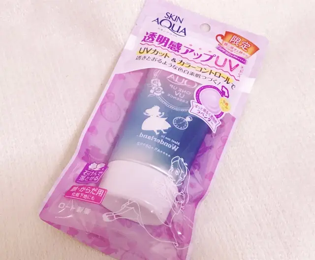 昨年完売続出!スキンアクアのトーンアップUVエッセンスに『不思議の国のアリス』の限定パッケージが登場♡_1