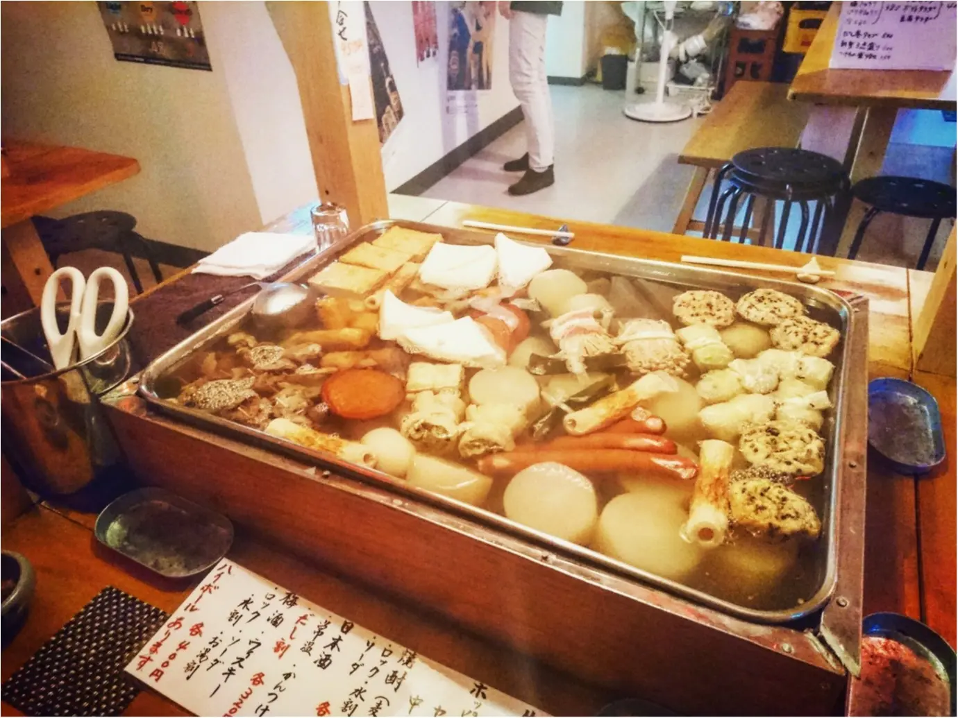 【グルメ】おでんの屋台がお店の中に ♪ これからの季節、寒い日にはぴったり!東京神田『おでん屋台村』_2