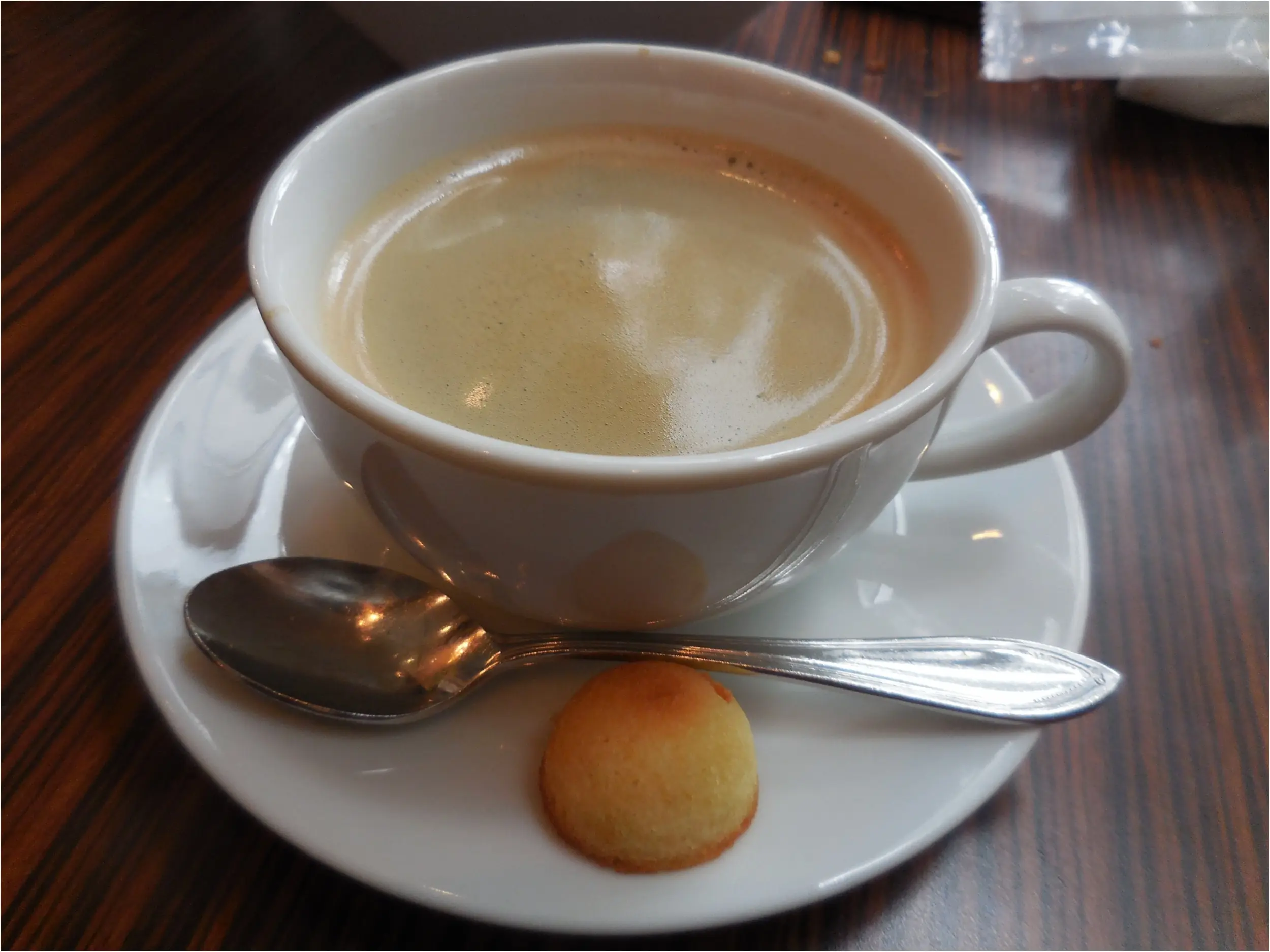 【メゾンカイザーカフェ】メゾンカイザーのパンが食べ放題のランチ_5