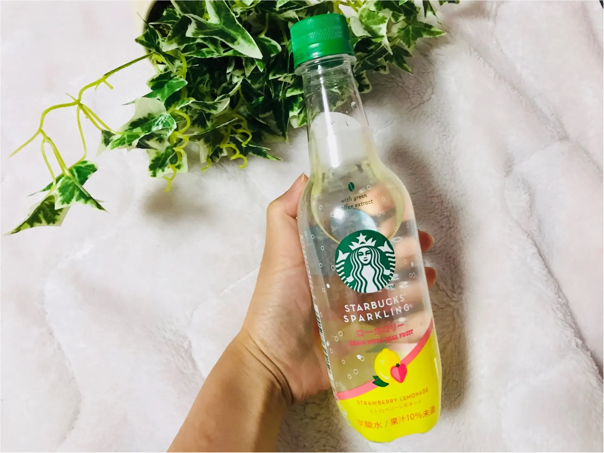 【スタバ】スパークリングに新フレーバー登場★《ストロベリーレモネード》が美味♡_3