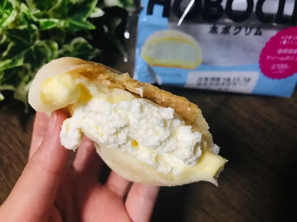 【ローソンスイーツ】衝撃!今話題の《ホボクリム》が本当にほぼクリームだった。_5