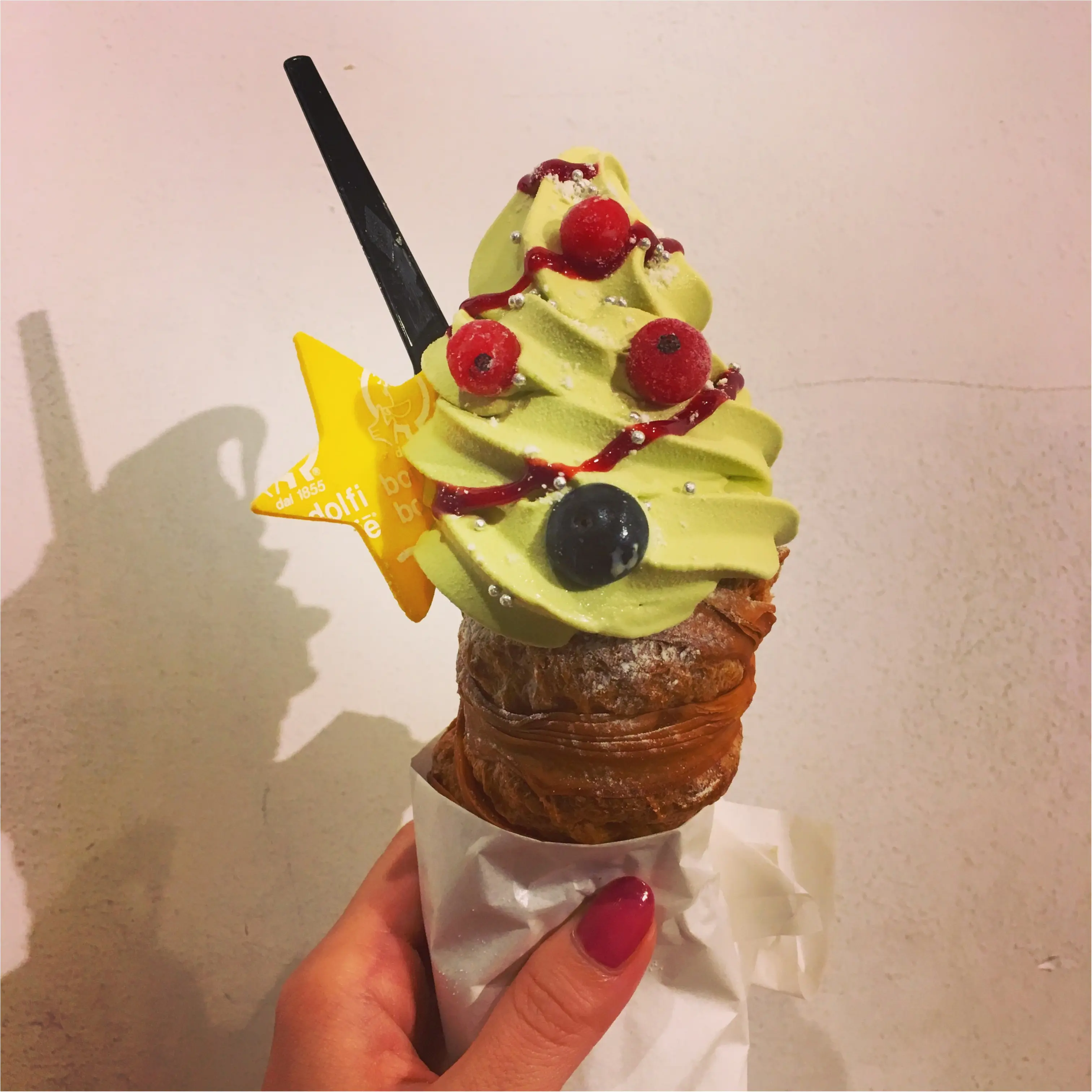 まるでクリスマスツリー?!♡かわいすぎる限定ソフトクリームを食べに行ってきました♡_3
