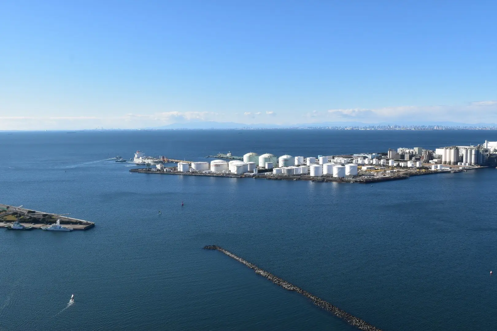 意外と穴場【千葉ポートタワー】で東京湾を一望!_3