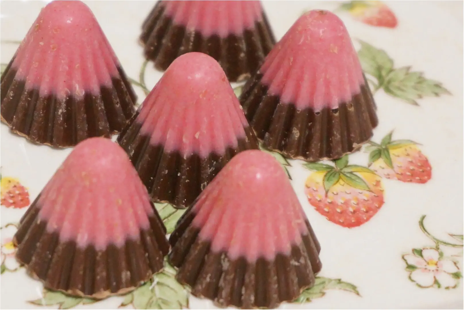 【明治アポロチョコレート】新商品はパチパチはじける大粒アポロ♡_4