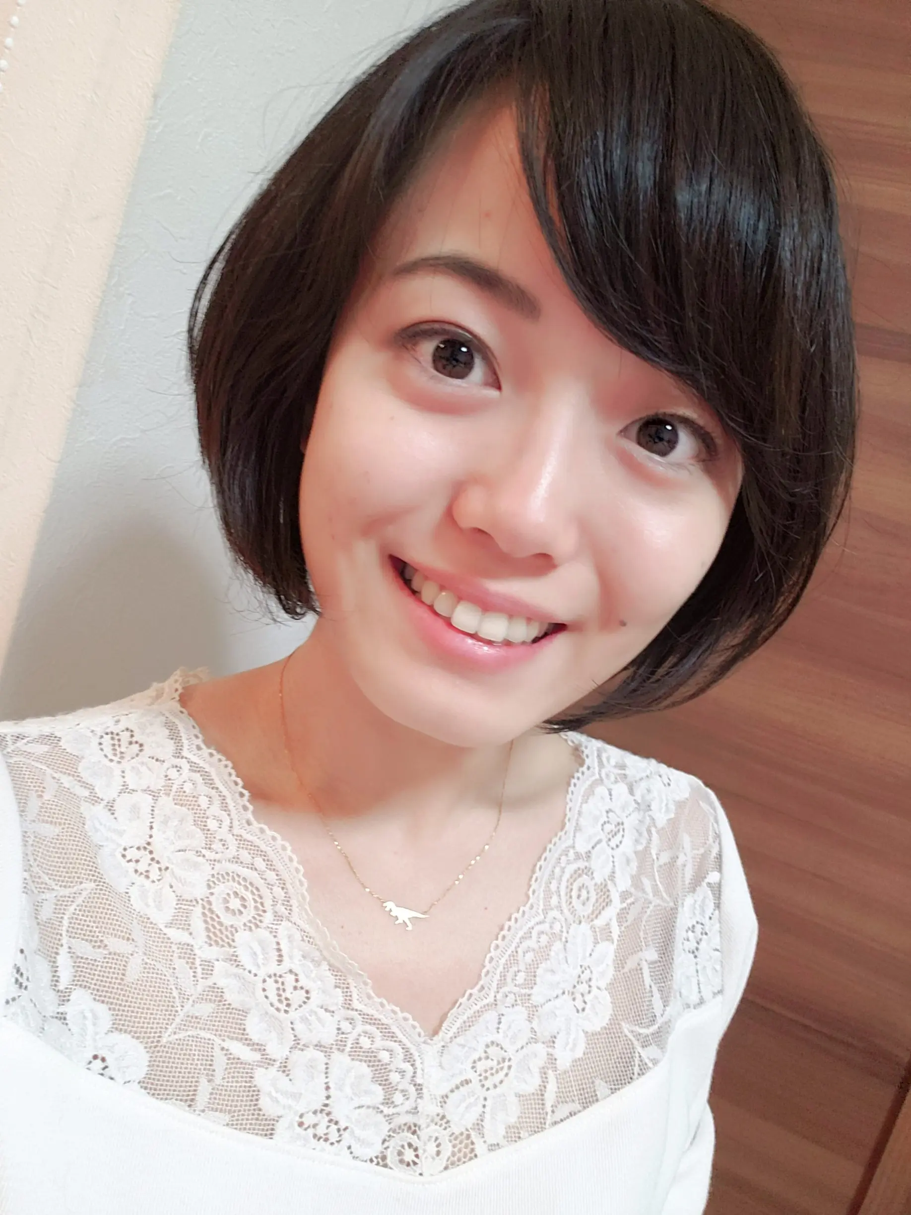 【BLOOM】初任給でティラノサウルスかいました!_2