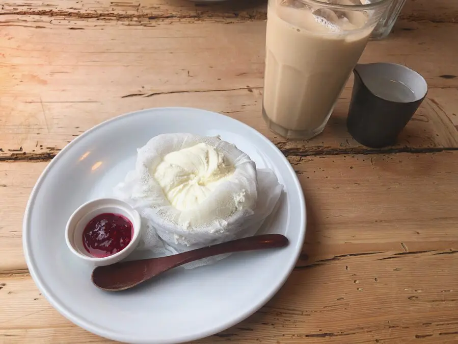 @神戸【センスが光るお洒落カフェ♡】新感覚?!レアチーズケーキがうまい_4